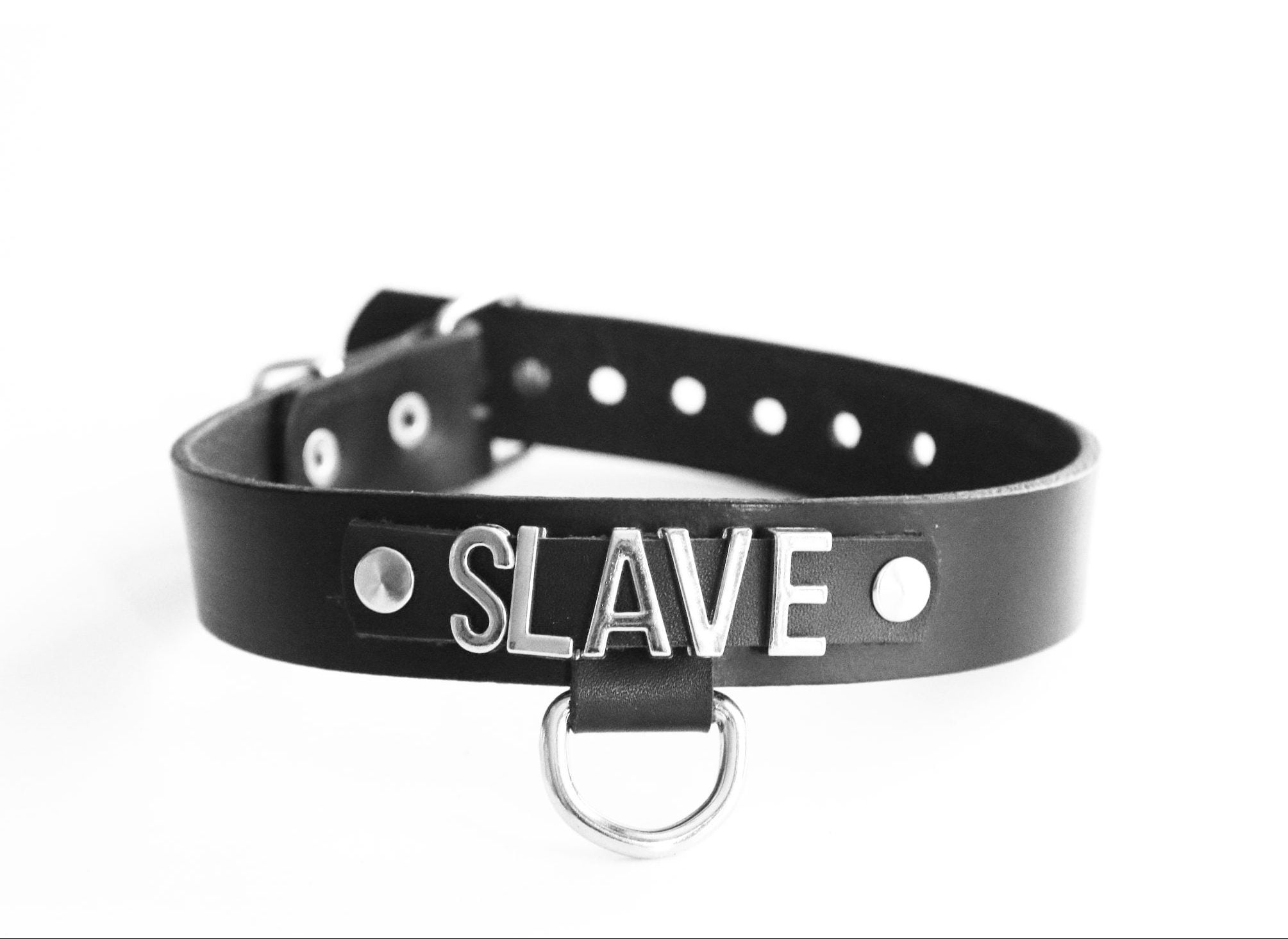 Kinky pratiklerde tasma (collar) ne anlama gelir?