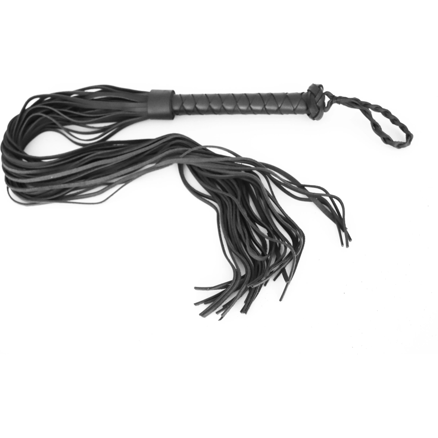 Long tail flogger toplam uzunluğu 1mt olan floggerın saçakları 75cm, sap kısmı 25cm dir. Saçakların genişliği yarım santim olup kalınlığı 2,3mm dir. Toplam ağırlığı yaklaşık 400gr dır. Vaketa deriden yapılmaktadır. İsteğe göre farklı renklerde de yapılabilmektedir. Toplam saçak sayısı 30 adettir. Impact plan...